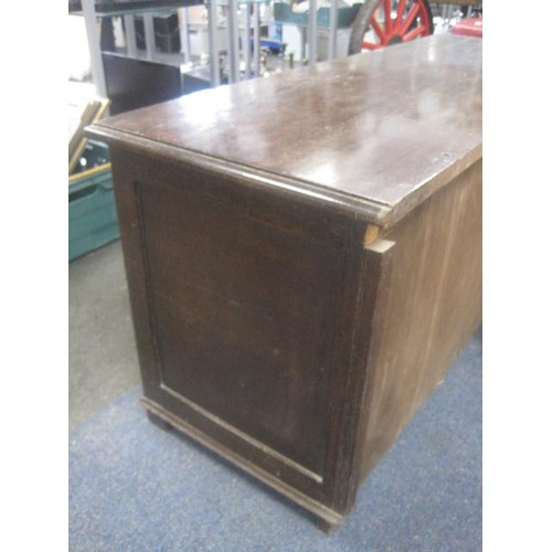 11 - A coffer or blanket chest in dark stained oak (probably converted from an Edwardian reproduction cou... 