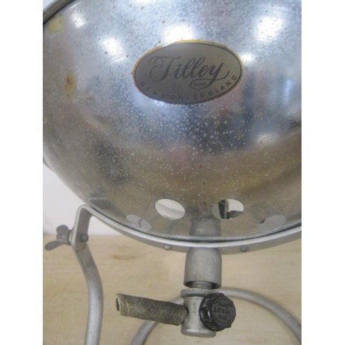 121 - Tilley reflector lamp, diameter 27cm, fitted for an external gas supply. Not tested.