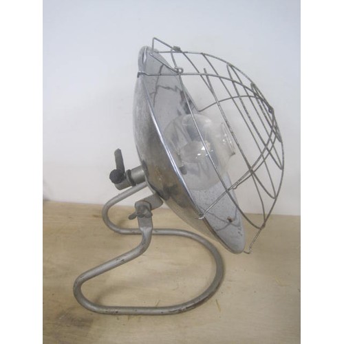 121 - Tilley reflector lamp, diameter 27cm, fitted for an external gas supply. Not tested.