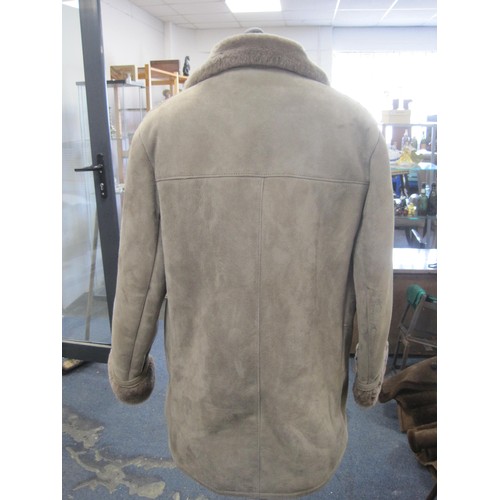 113 - Baily's of Glastonbury gents single-breasted grey sheepskin coat. A/f particular wear to cuffs. This... 