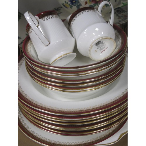 81 - Paragon Holyrood dinner and tea ware, together with a few items of Royal Cauldon and Royal Albert Va... 