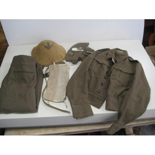 205 - A WW2 New Zealand Army battledress uniform, the tunic of pre-WW2 vintage, the trousers more modern, ... 