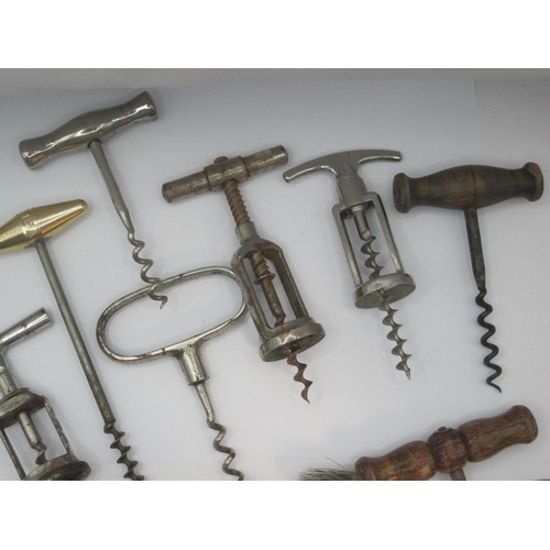 158 - A selection of corkscrews including mechanical examples