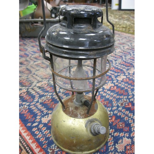 201 - A vintage Tilley pressure lamp