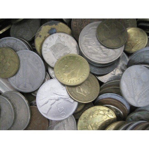 13 - A large tin of mixed coinage