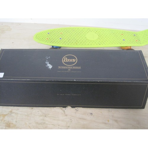 24 - Skateboard (boxed)