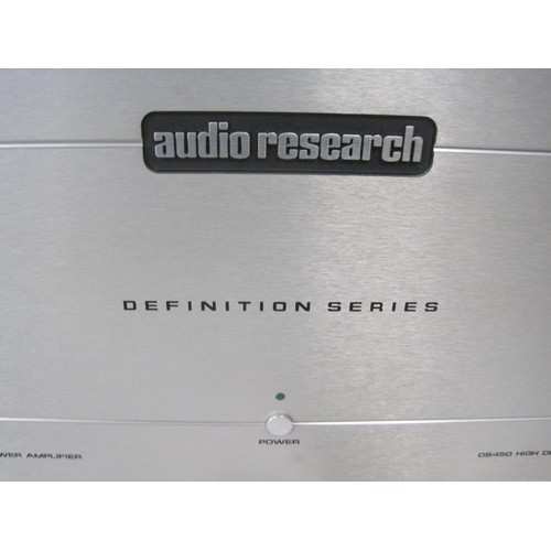 45 - An Audio Research DS450 amplifier in original packaging, full working order and in mint condition