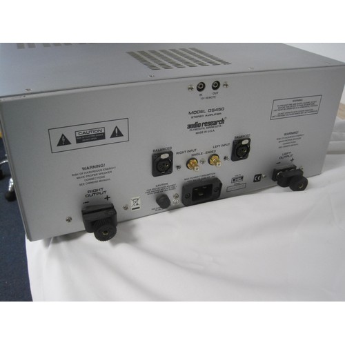 45 - An Audio Research DS450 amplifier in original packaging, full working order and in mint condition