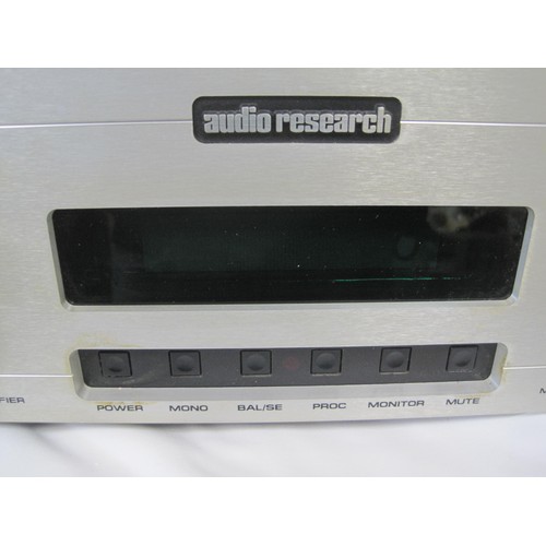 8 - An Audio Research LS26 Vacuum Tube Amplifier in original box and packaging, good cosmetic condition,... 