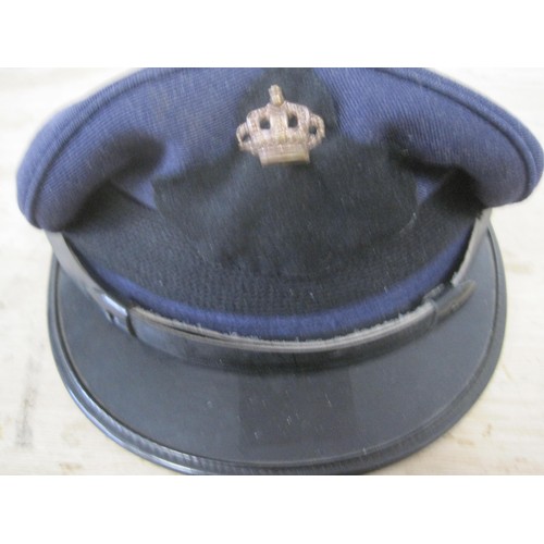 189 - Royal Air Force (RAF) memrobilia, including hip flask, paperweight, keyring, napkin ring and bookmar... 