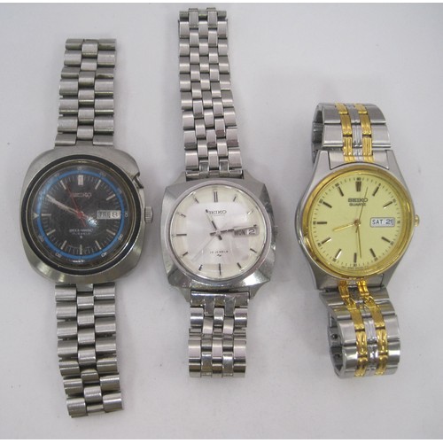 159 - Three Seiko gents wristwatches a/f - (1) A Bell-Matic 4006-6021 (does not adjust or run, requires at... 