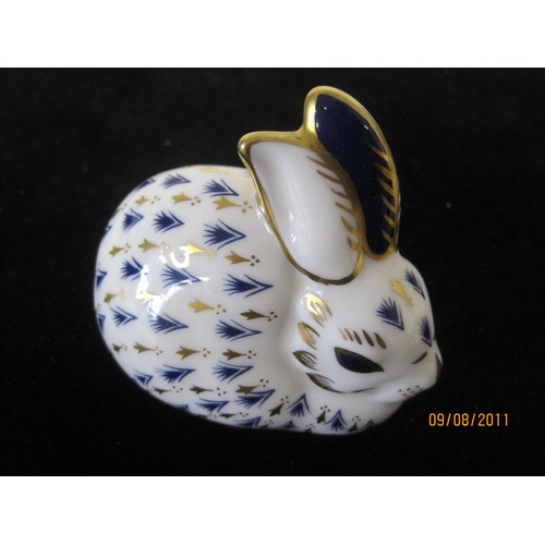 262 - Boxed Royal Crown Derby 'Rabbit'.  Silver stopper, 1998