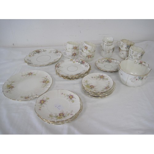 8 - Aynsley foliate pattern part tea ware (five cups, six saucers, four tea plates and a cake plate), an... 