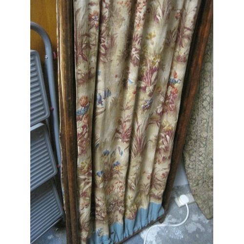 42 - Vintage Fabric and Bamboo Door Screen/Room Divider picturing flowers