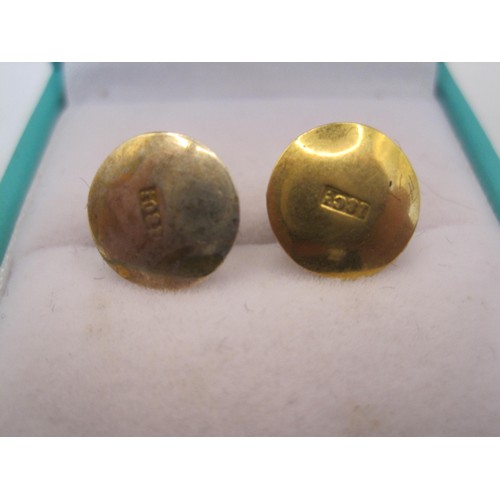 156 - A pair of unusual 18 carat gold collar or shirt studs with red enamel heart-shape terminals. Marked ... 