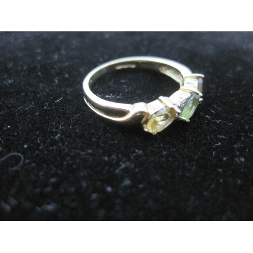 161 - 9ct peridot and citrine ring size n 2.49 grams