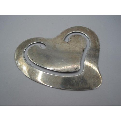 215 - Tiffany Elsa Peretti silver heart-shape paperclip, about 45mm x 55mm, 6.8g. Stamped Tiffany & Co 925... 