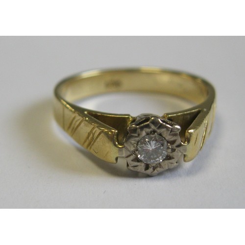 148 - 18 carat gold solitaire diamond ring, diameter of round cut diamond estimated at just under 3mm, pla... 