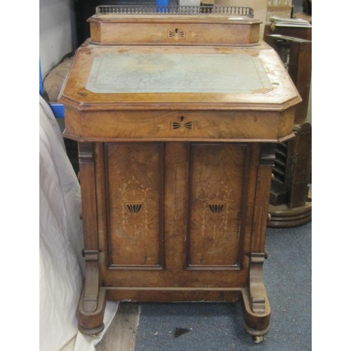 6 - A Victorian galleried Davenport with leather writing pad and inlaid decor to burr walnut finish, in ... 