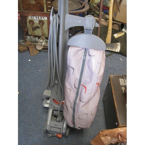 83 - Kirby Sentria upright Vacuum Cleaner. A/f