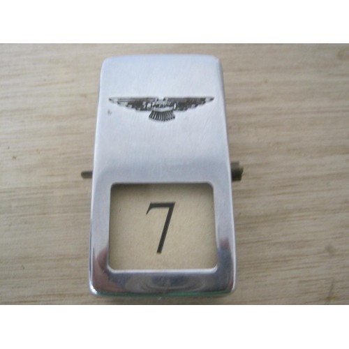 31 - Vintage Jaguar motor car chrome calendar. 7cms x 3.5cms x 2cms.