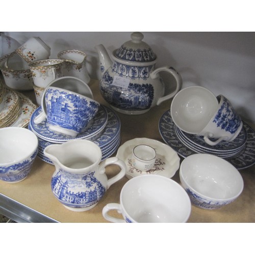 30 - An assortment of tea ware, including Broadhurst, etc