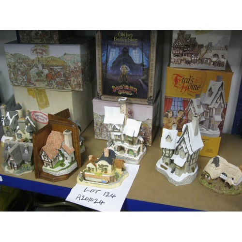 124 - Boxed David Winter, John Hine and Lilliput Lane cottages. David Winter Printer and Bookseller cottag... 