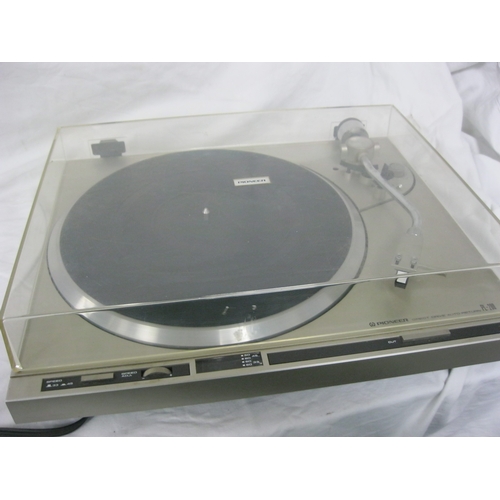 111B - A Pioneer PL200 Direct Drive turntable in working order, Pioneer cartridge fitted, perspex cover int... 