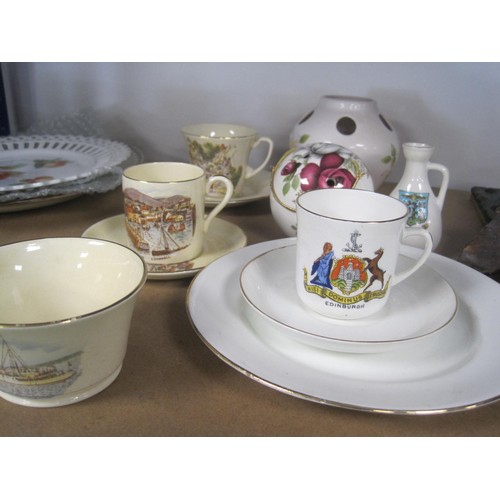 27 - Assorted decorative china including Crown Devon coffee cups and saucers decorated with Polperro and ... 