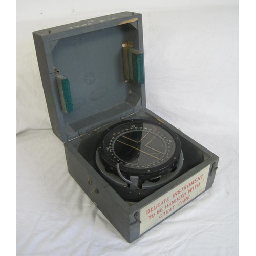 168 - A WWII Royal Air Force aircraft navigation compass Type P10, No. 35562T, in wooden case with broad a... 