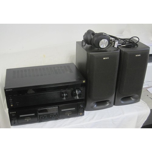 207 - Two Sony hi-fi separates, speakers and headphones. Lot comprises (1) Stereo receiver STR-DH190 (with... 