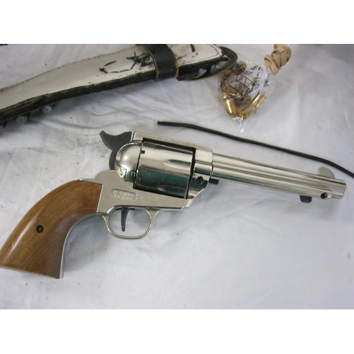 75 - A vintage blank firing pistol in the style of a Colt Peacemaker, by Knall, made in Italy, in a leath... 