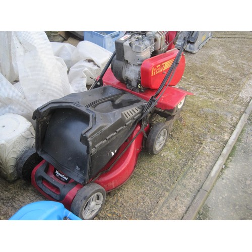 21 - A Briggs & Stratton powered 5Hp Rotorvator/Heavy Duty Tiller, model SP185, in full working order