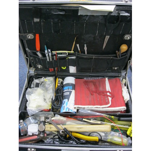 86 - A box of mixed tools