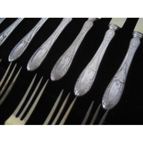 142 - 22 French silver handled knives and forks 11pairs total weight 847 grams including the blades and an... 