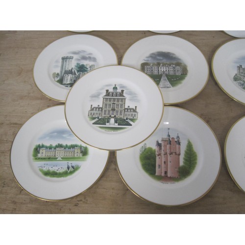 33 - Fourteen Wedgwood plates, of which all but one are from the Castles and Country Houses series after ... 