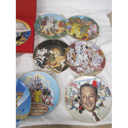 25 - Two Walt Disney Collector's plates in presentation boxes - Mickey's 60th birthday and Walt Disney Wo... 