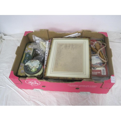 48 - A box of assorted items and ephemera including Military Modelling Magazine, Collector's Gazette, ski... 