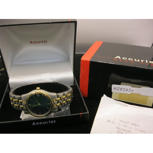 226 - An Accurist Mean Time ladies wrist watch in original case, in excellent order, with original receipt