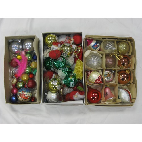 263 - Christmas decorations - an assortment of vintage tree baubles. The contents of three small boxes.