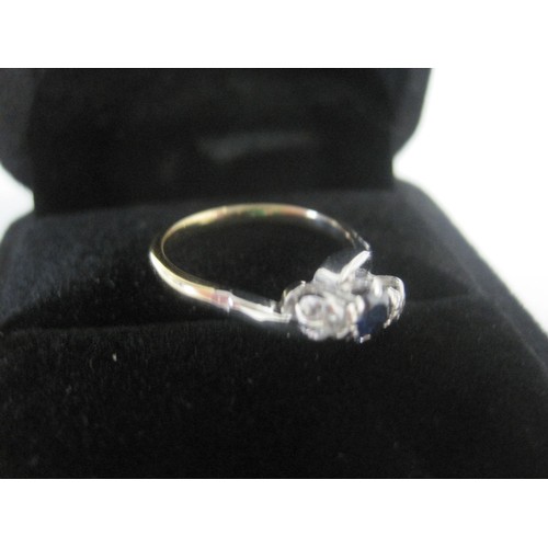 273 - 18ct Trilogy Ring 2.2g Size H/I
Sapphire is damaged so will need repairing