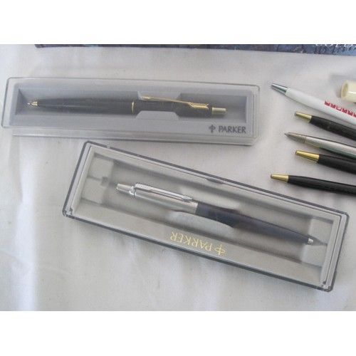 173 - An assortment of pens including Parker and a calligraphy set