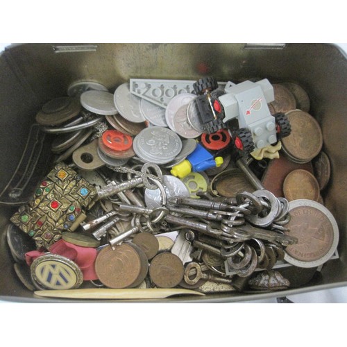 188 - A tin of interesting items including keys, coinage including silver, lego, a Delftware smoker's pipe... 