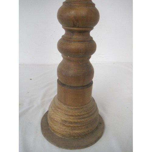 224 - A wooden plant or other stand on turned legs, possibly oak, in good order