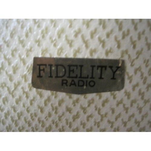 48 - Vintage Fidelity portable turntable Record Player
in working order