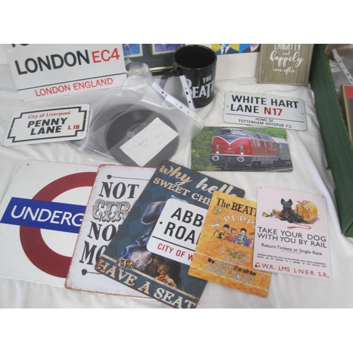 239 - A tray of Beatles memorabilia and records, in good order