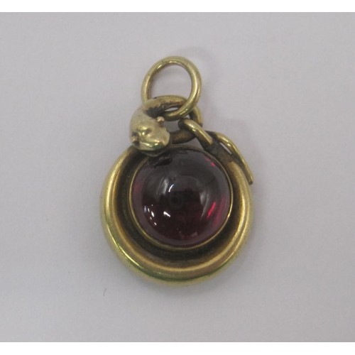 271 - An interesting Victorian yellow metal sweetheart pendant with a military connection. The pendant, fo... 