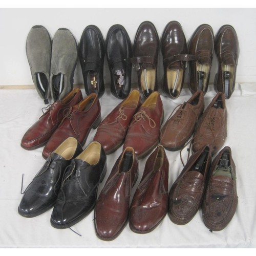 227 - A box containing assorted gentleman's shoes including 5 pairs of Samuel Windsor handmade leather sho... 