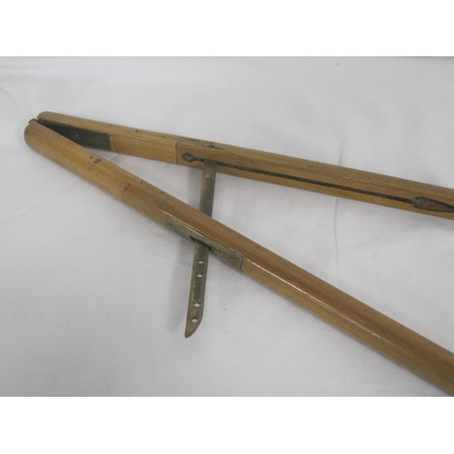 136 - An officer's folding parade ground pace stick with adjustable widths