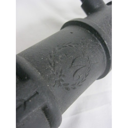 341 - (103) An early 20th century cast metal cannon barrel with King George V & Queen Mary royal cyphers. ... 